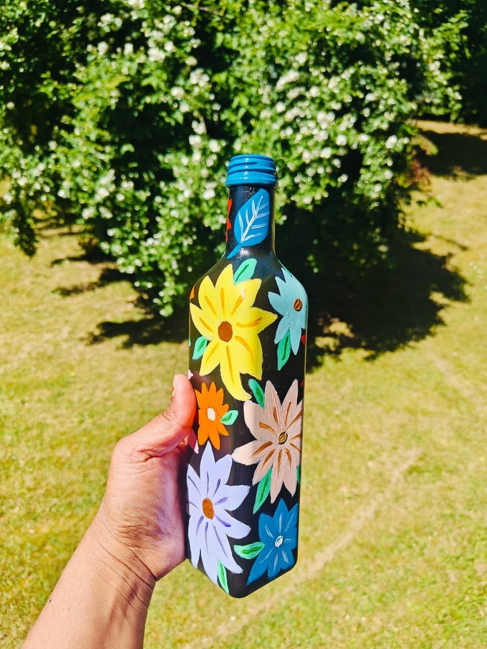 WhatsApp Image 2025-09-16 at 13.36.55_a2dfd5c4 floral bottle painting image